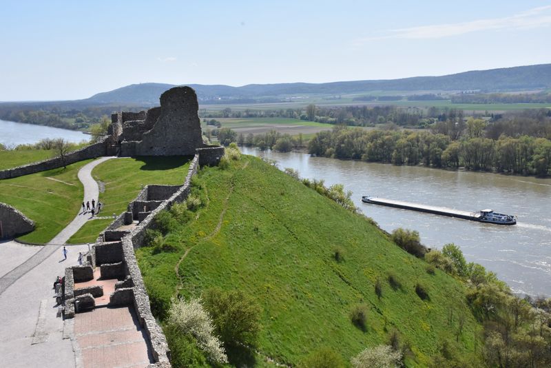 Strokovno-jezikovna ekskurzija na Dunaj in v Bratislavo